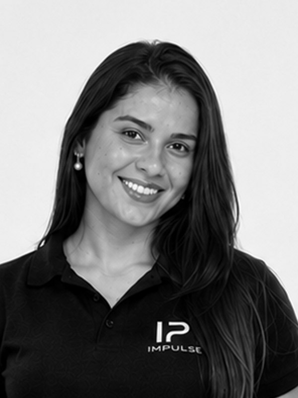 Retrato de Rayssa Souza, estrategista de marketing na Impulse